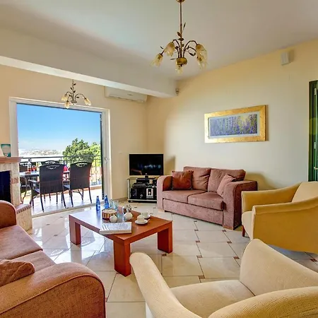 Chrissos By Vilă Lourdata (Kefalonia)