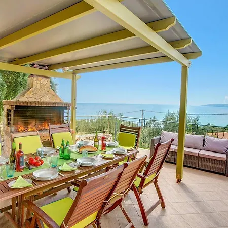 Villa Chrissos By